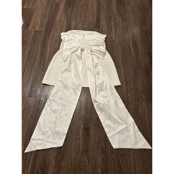 ✨Babyboo | Barbara Mini Dress White | NWT | Bridal Shower, Bachelorette, Wedding - Picture 3 of 7